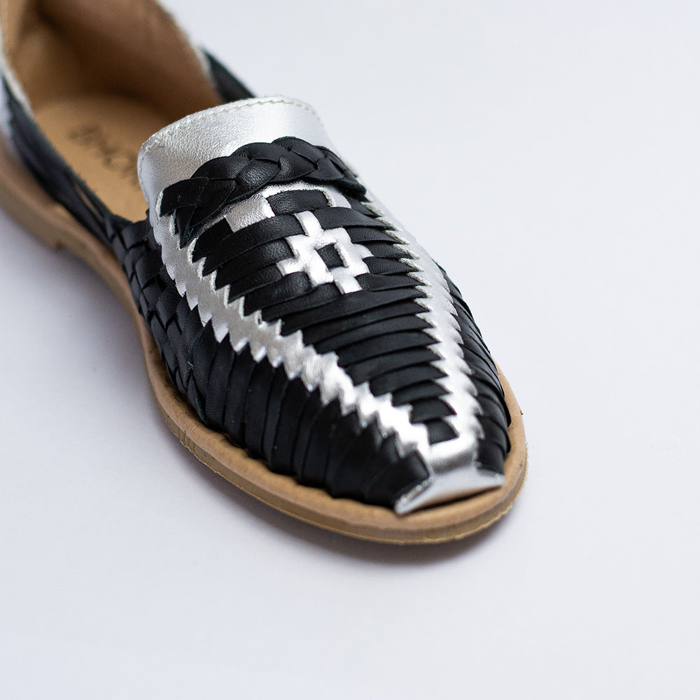 Zapato / Julieta Negro y Plateado