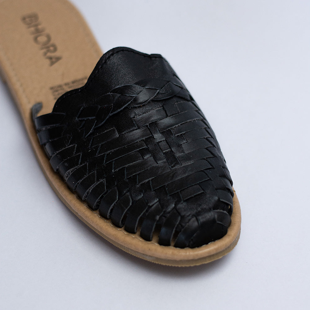 Babucha / Isidora Negro