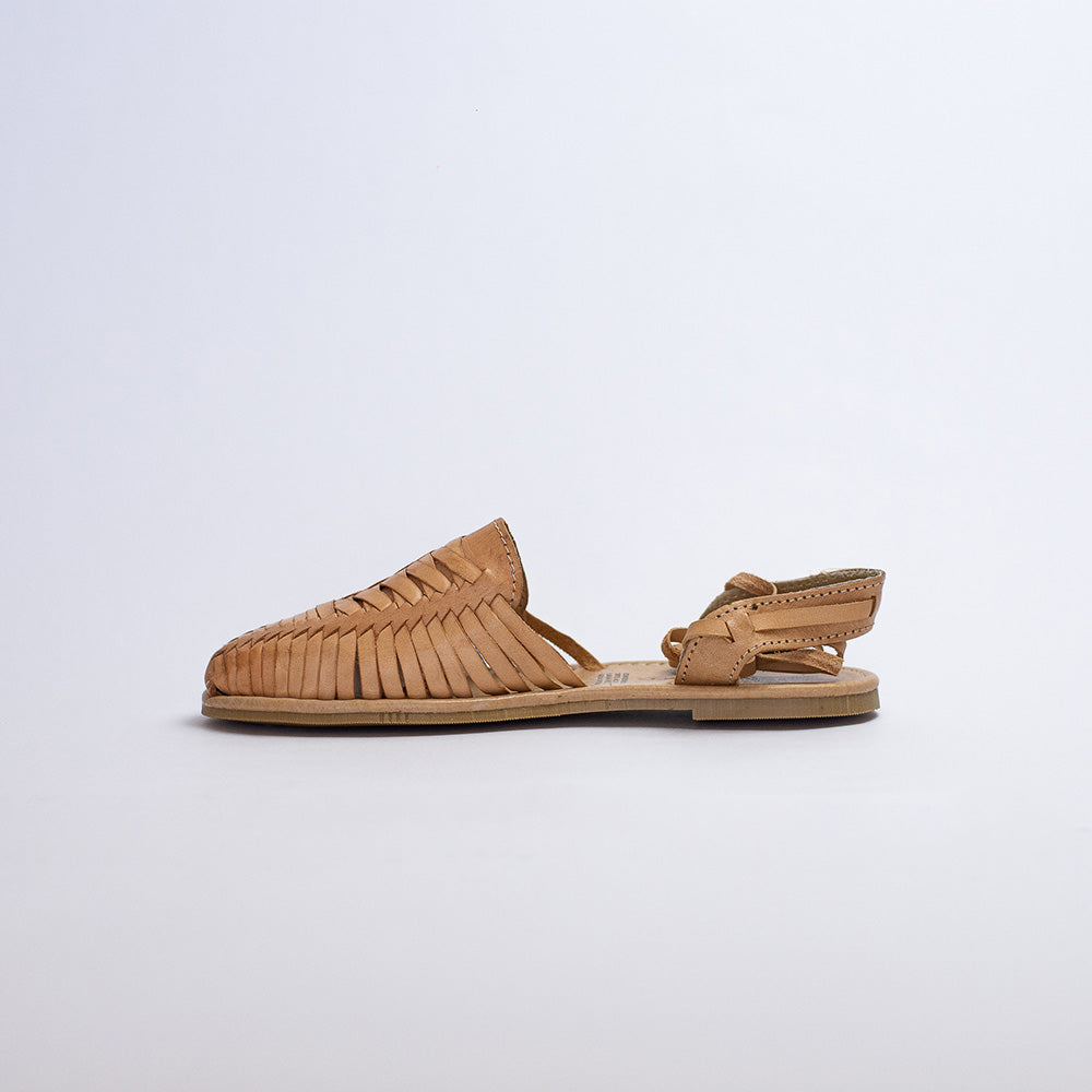 Sandalia / Laura Camel