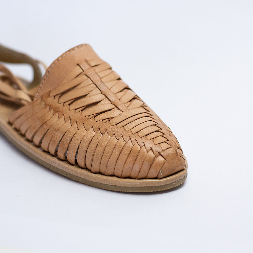 Sandalia / Laura Camel